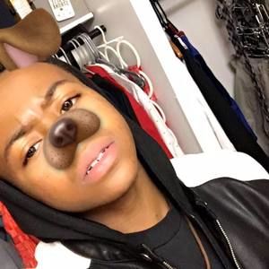 Meet your Posher, Dontae